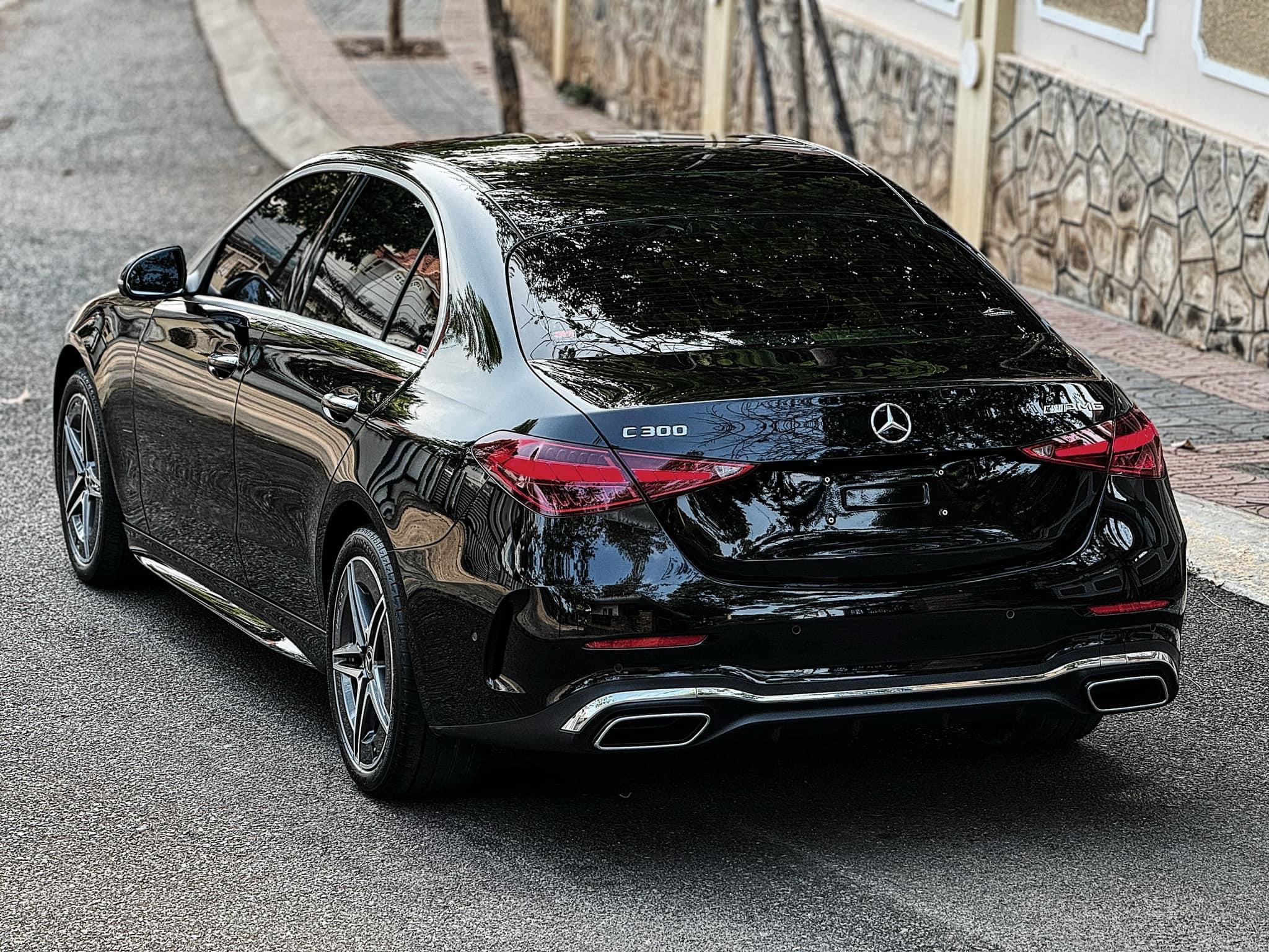 Mercedes-Benz C300 AMG 2025 | Đỉnh cao thể thao và phong cách